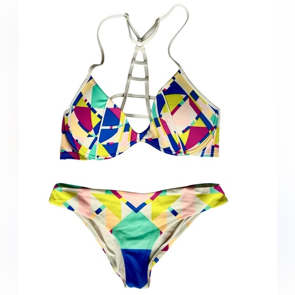 Victoria Secret PINK Colorful Geometric Patterned Swimsuit Bikini Set - Picture 1 of 1